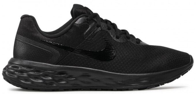 Nike Revolution 6 Next Nature M 42 EUR